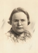 A portrait photo of Passie Witt Taylor
